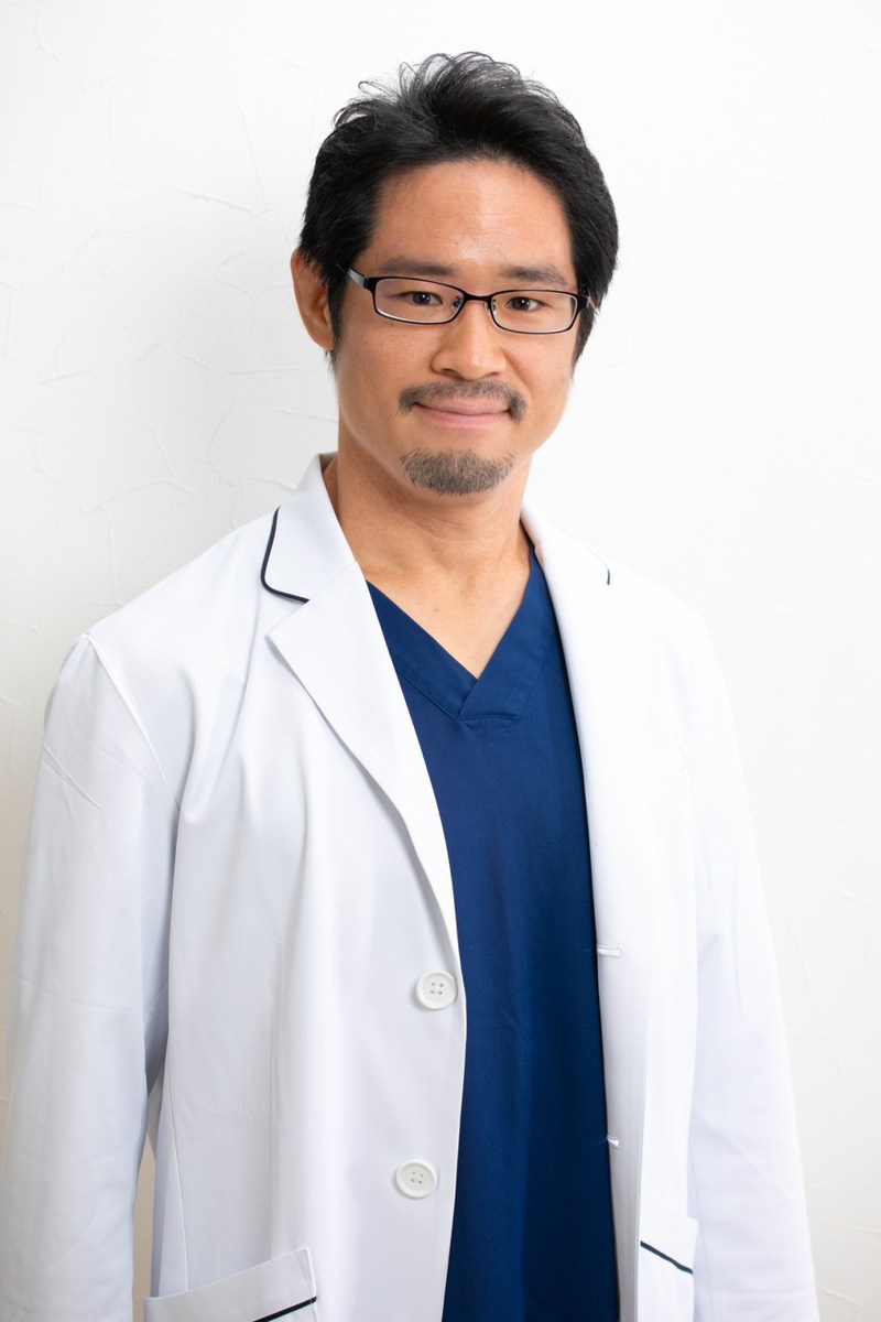 院長 岩瀬 亮太